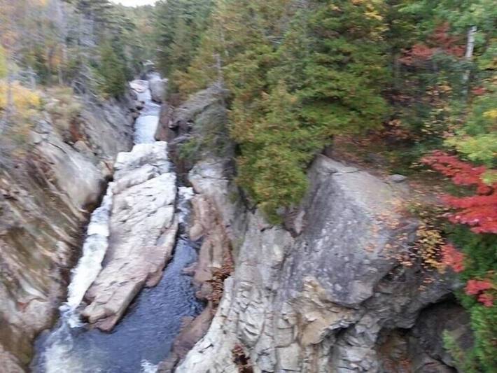 Vacation rental for 7 people, with yard in Adirondack Mountains