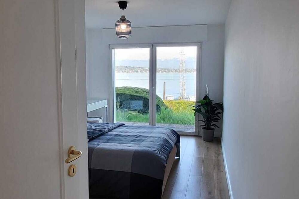 4-bedroom Villa in Cologny Geneva with Lake View in Cologny, Genfer See