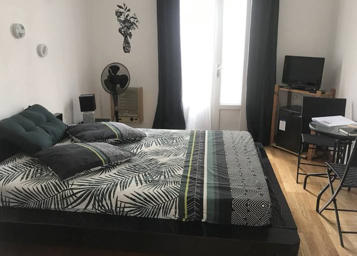 Chambre d’hôte pour 2 personnes, avec terrasse dans Privas - 2