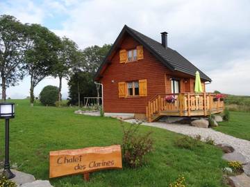 Gîte pour 6 personnes, avec jardin et vue, adapté aux familles à Saint-Genès-Champespe