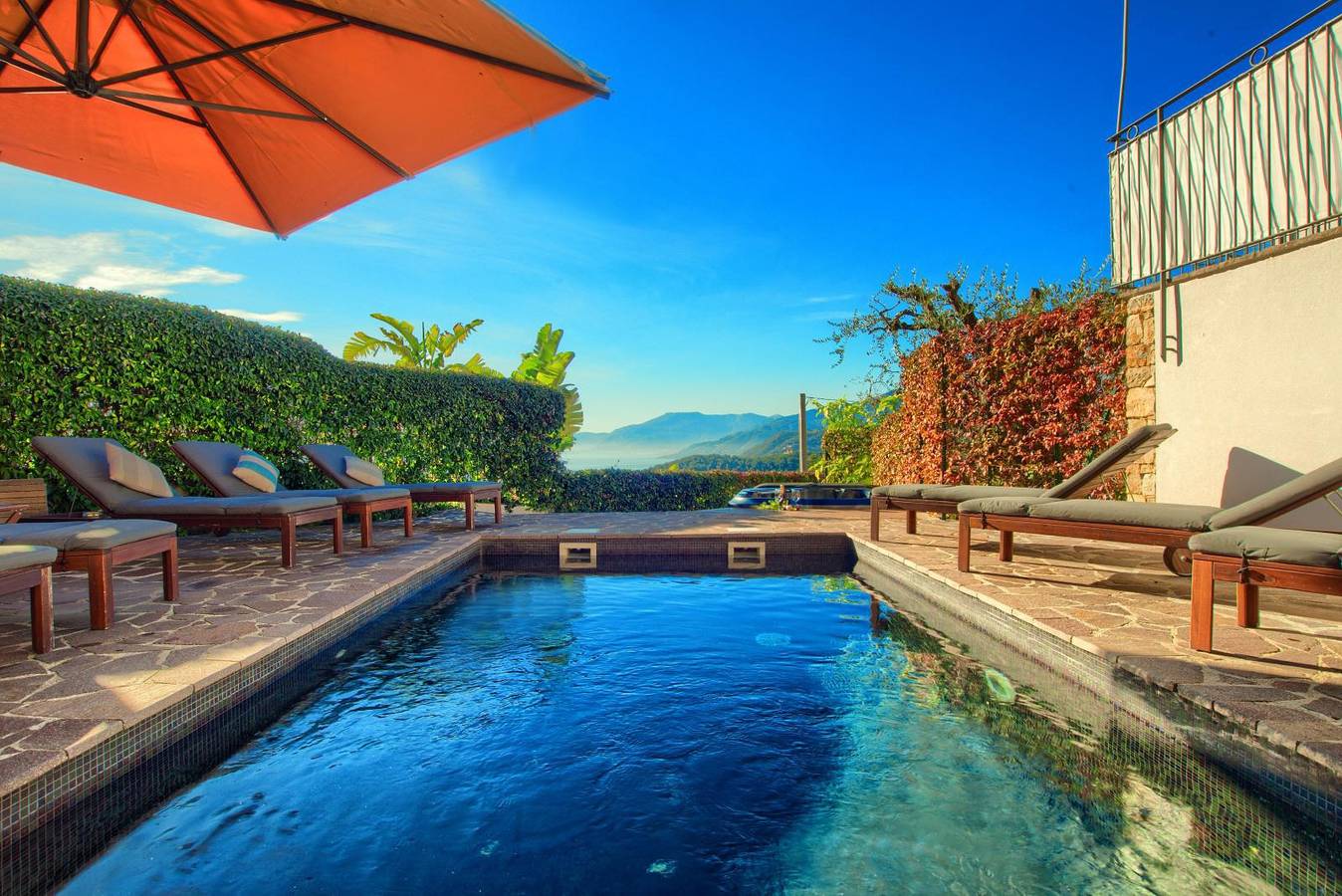 Apartamento entero, Apartamento de vacaciones para 4 personas con balcón/terraza in Bordighera, Riviera di Ponente