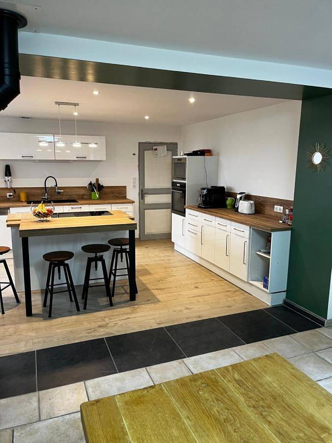 Three-Bedroom Villa in Étrun, Région d'Arras