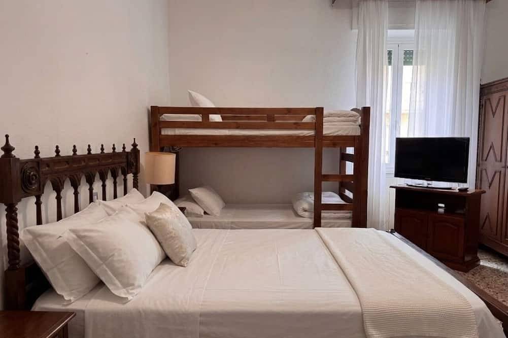 Appartamento intero, Appartamento con Due Camere da Letto nel Cuore di Porto Ercole con Posto Auto in Porto Ercole, Provincia di Grosseto