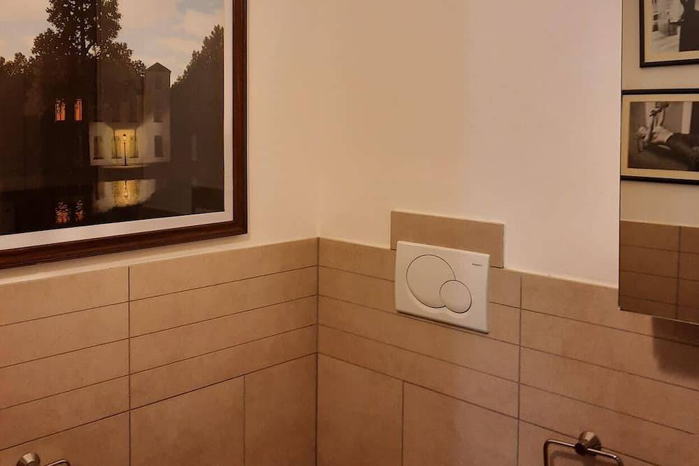 Your Villa between lake and mountains in Luino, Comune di Luino