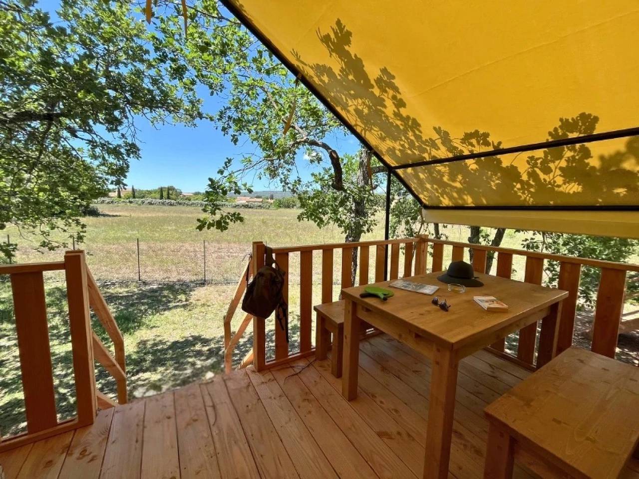 Zecamping 3 étoiles animé piscine chauffée locatif 20m2 5 pers in Saint-Saturnin-lès-Apt, Parc naturel régional du Luberon