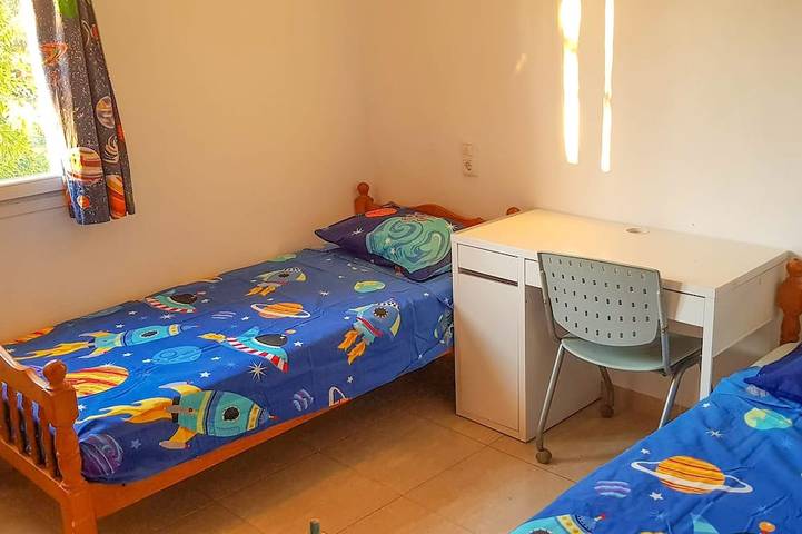 Familienfreundliche Villa (3 Minuten von Arenal Beach) mit privatem Pool und Klimaanlage in Jávea, Costa Blanca