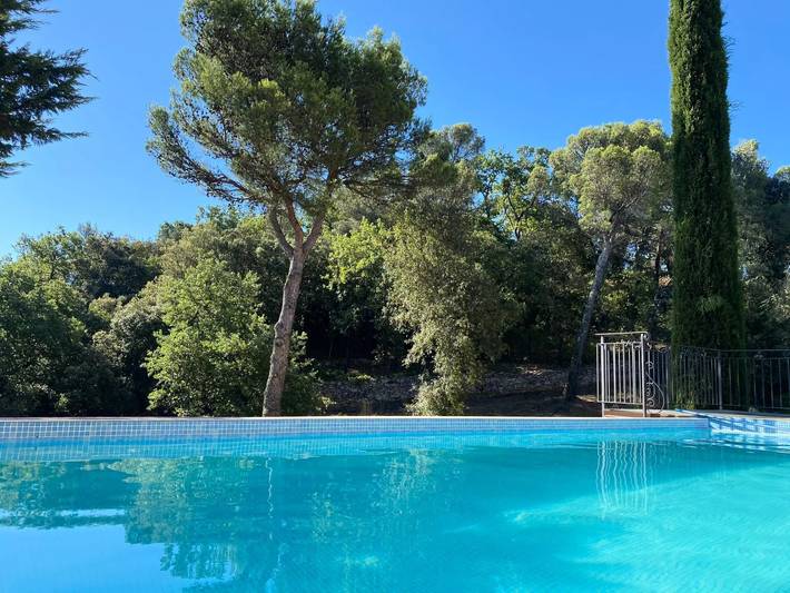 Maison 10 Personnes in Bagnols-sur-Cèze, Région de Nîmes