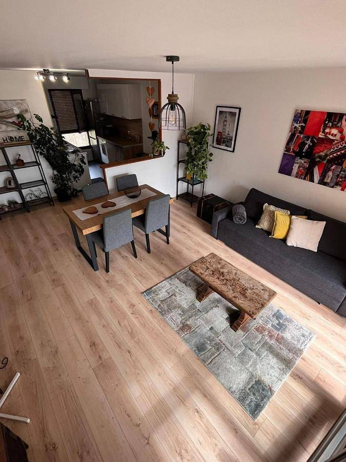 Appartement de vacances pour 8 personnes, avec terrasse
