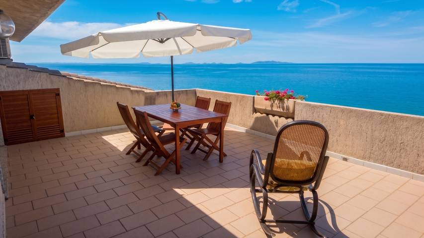 Appartamento per 4 persone, con Terrazza a Lu Bagnu