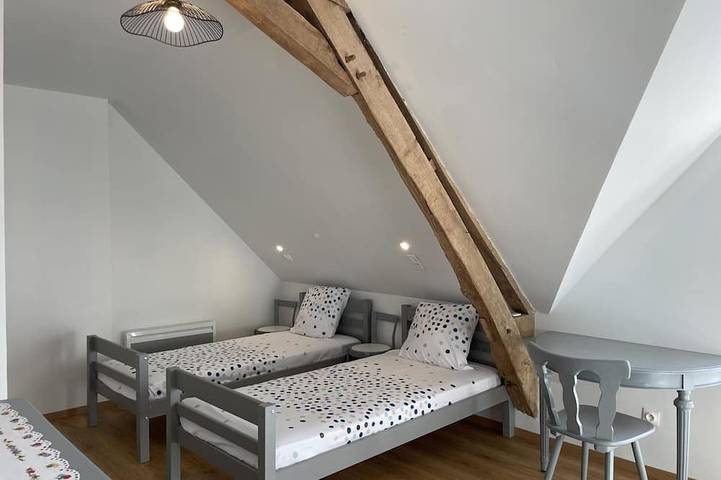 Gîte pour 4 personnes, avec jardin à Ygrande - 2