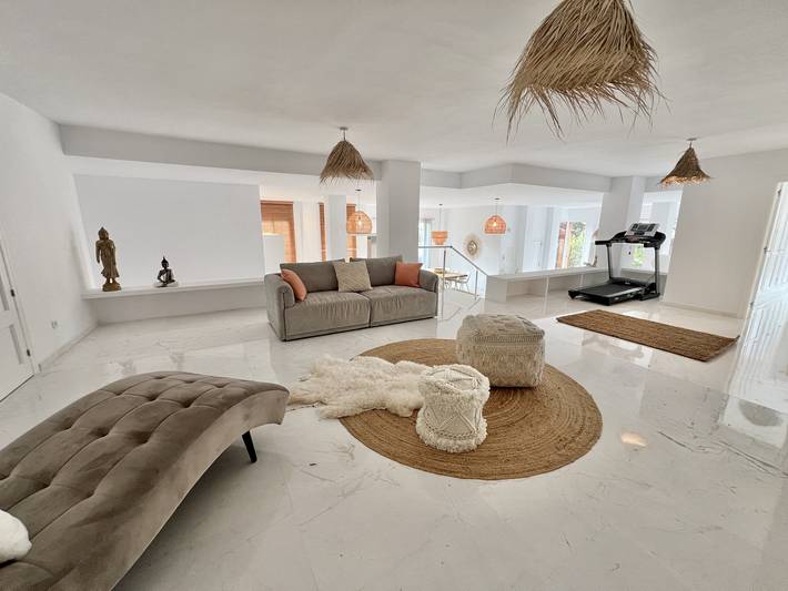 Gîte pour 6 personnes, avec piscine ainsi que terrasse et jardin à Ojén - 3