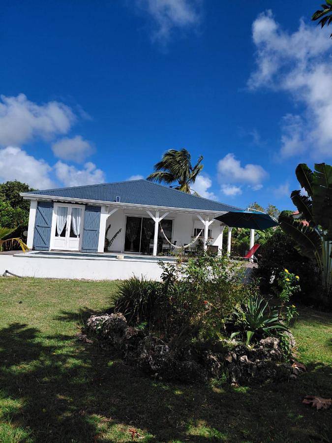 Chalet para 6 personas, con jardín además de piscina y vistas - 1