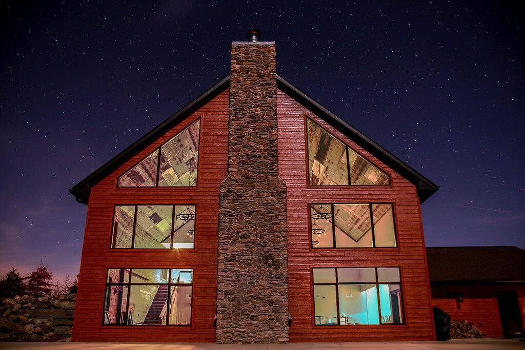 Lodge for 12 Guests in Iowa, USA