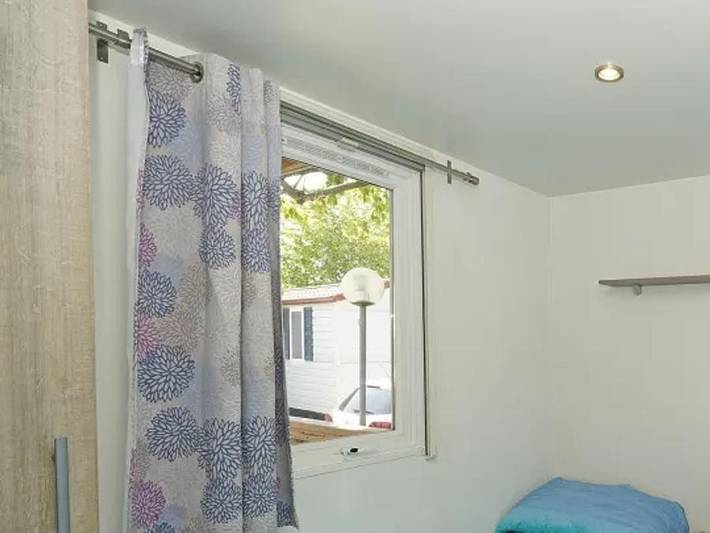Camping für 6 Personen, mit Terrasse und Kinderpool am Gardasee - 4