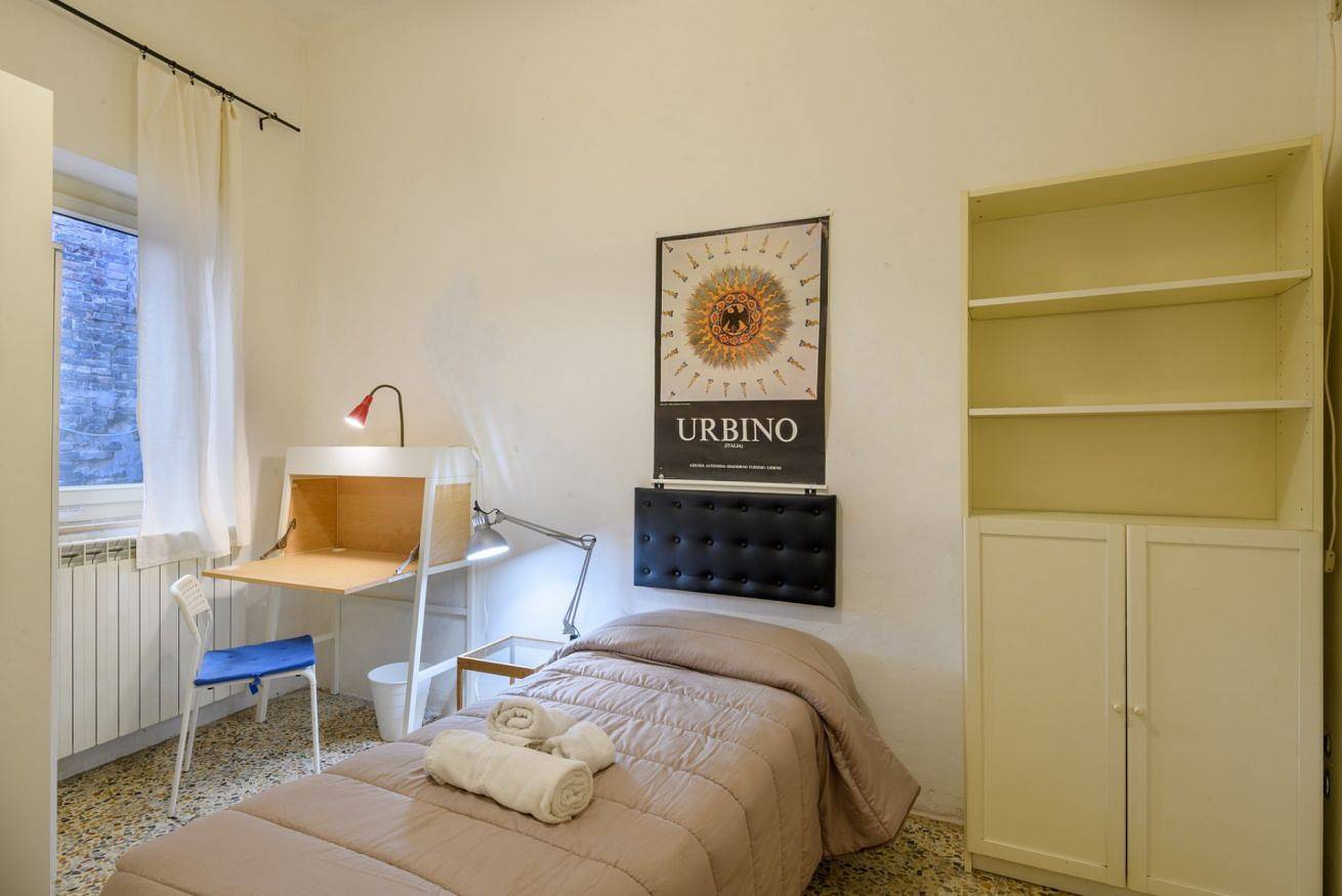 Ganze Wohnung, Guesthost - La Volta Apartment in Urbino, Valle del Metauro