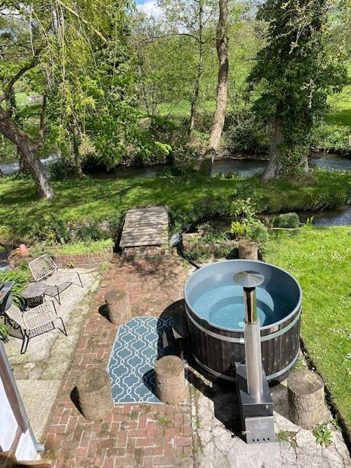 "Au bruit de l'Yères" Maison de charme - Bain nordique - Rivière - Chevaux in Canehan, Région de Dieppe