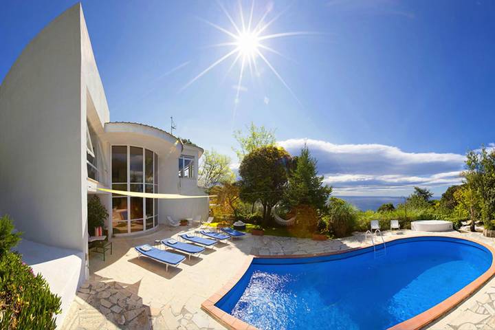 Casa vacanza per 10 persone, con Balcone e Terrazza nonché Giardino a Piano di Sorrento
