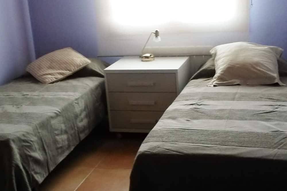 Casa De Vacaciones Con Piscina Privada, Mar Espectacular Y Vista A La Montaña in San Cipriano de Vallalta, Costa del Maresme