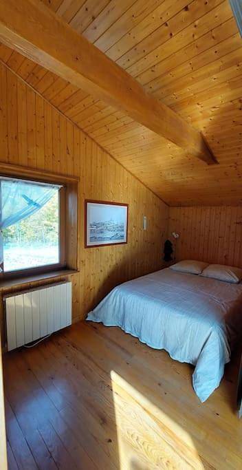 Gîte pour 3 personnes, avec Terrasse ainsi que Jardin et Vue à Colmars - 2