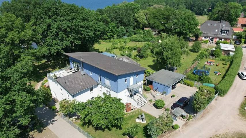 Ferienhaus für 4 Personen, mit Terrasse und Garten in Zislow
