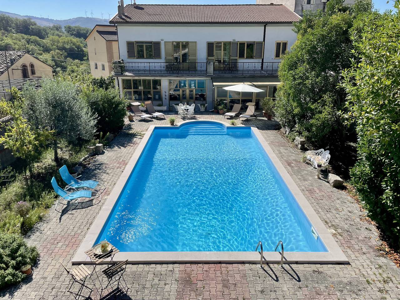 Lujosa villa de montaña con piscina en una Apulia de ensueño in Roseto Valfortore, Provincia de Foggia