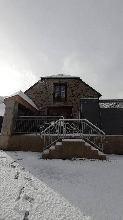 Gîte pour 6 personnes, avec jacuzzi ainsi que terrasse et jardin à Campan - 2