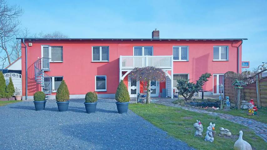 Ferienwohnung für 3 Personen, mit Garten