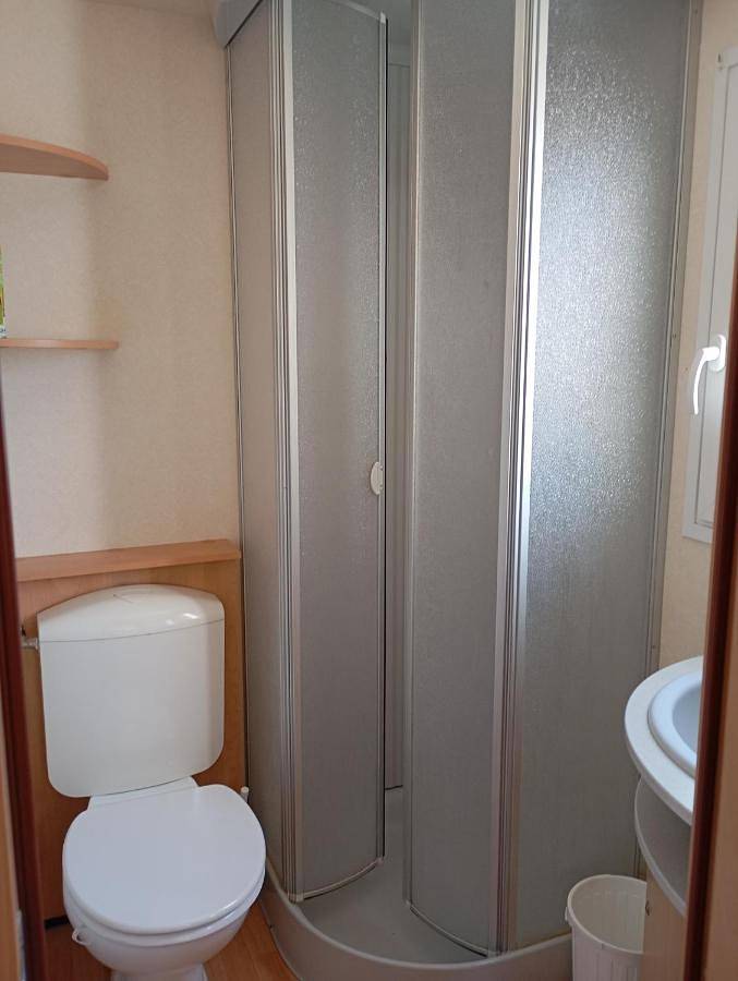 Mobil home camping in La Cadière-d'Azur, Côte méditerranéenne (France)