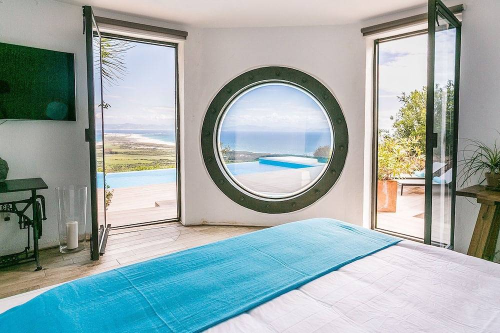 Secluded private estate with breathtaking views near the beach in Tarifa, Los Alcornocales
