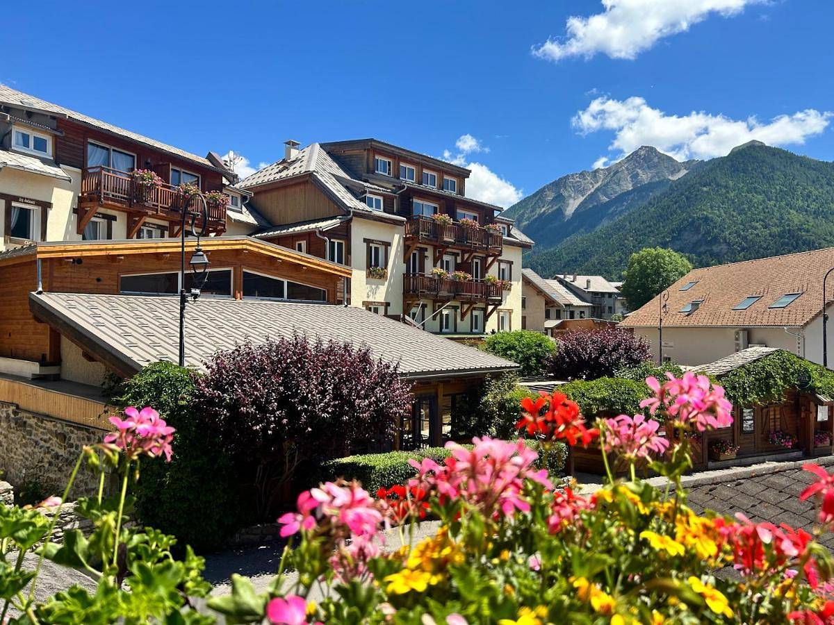 Logis Hôtel Les Autanes & Spa in Ancelle, Parc national des Écrins