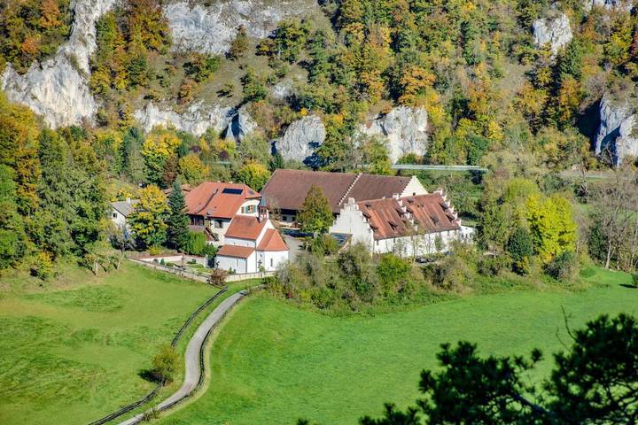 Ferienwohnung für 2 Personen, mit Terrasse und Garten sowie Ausblick