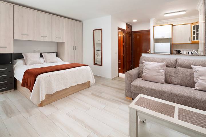 Apartamento estúdio para 2 pessoas, com jardim - 1