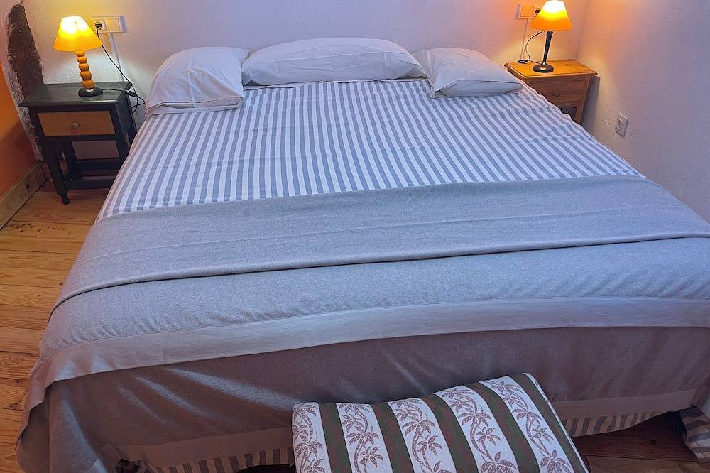 P Natural Arribes del Duero (Zamora/Portugal). Ideal for families (pets allowed) in Fariza, Parque Natural de las Arribes del Duero