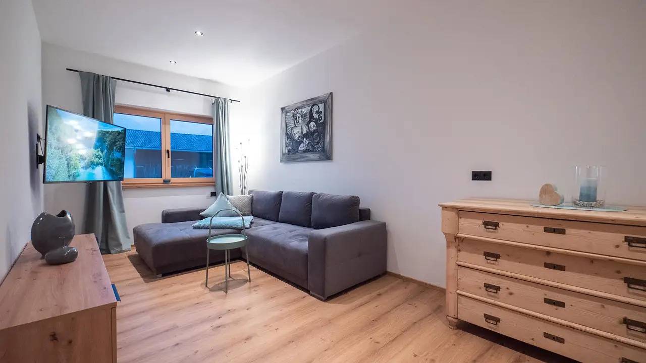 Ganze Ferienwohnung, Ferienwohnung für 3 Personen (70 m²) in Bruck am Ziller in Bruck am Ziller, Bezirk Schwaz