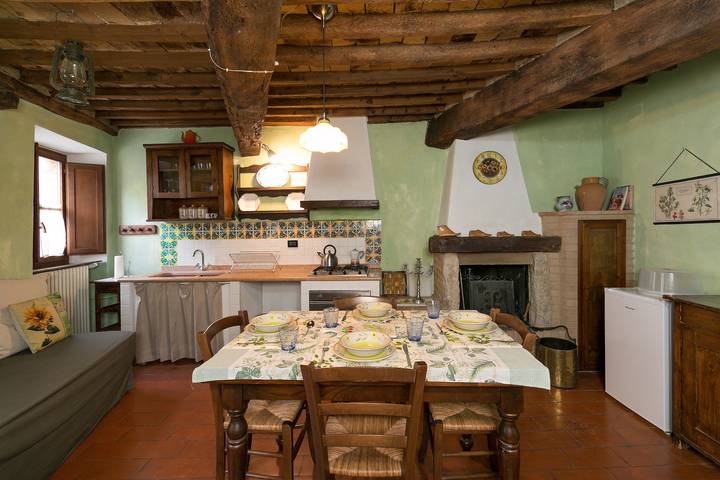 Casa vacanze 'Il Mirtillo' con Wi-Fi e A/C in Chianni, Costa degli Etruschi