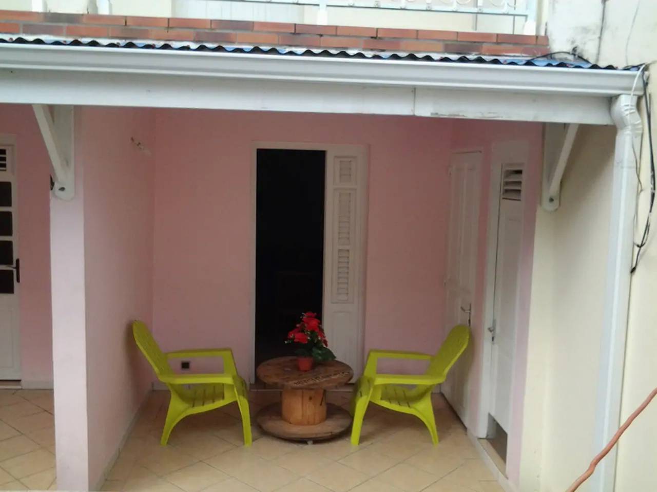 Ganze Wohnung, Wohnung Sainte‑Marie 70 m² mit Terrasse in Sainte-Marie, Martinique