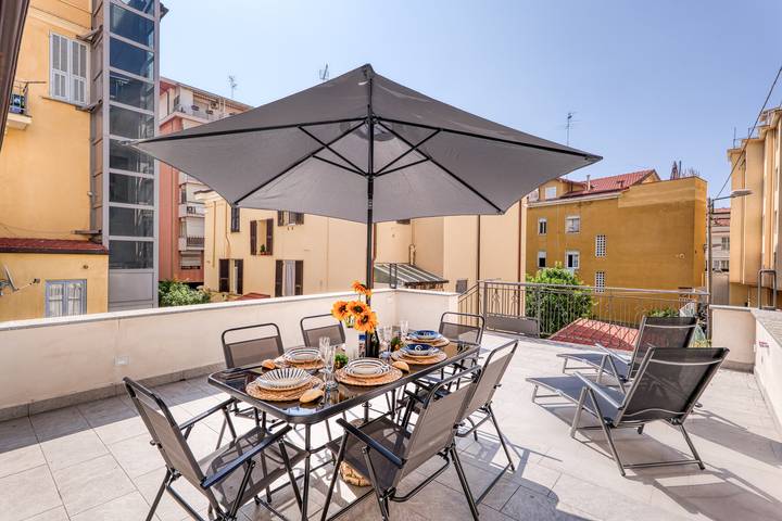 Ferienwohnung für 6 Personen, mit Terrasse, kinderfreundlich in San Remo