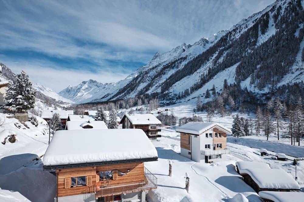 Ganze Wohnung, Moderne Ferienwohnung in Blatten im magischen Lötschental. in Weissenried, Blatten