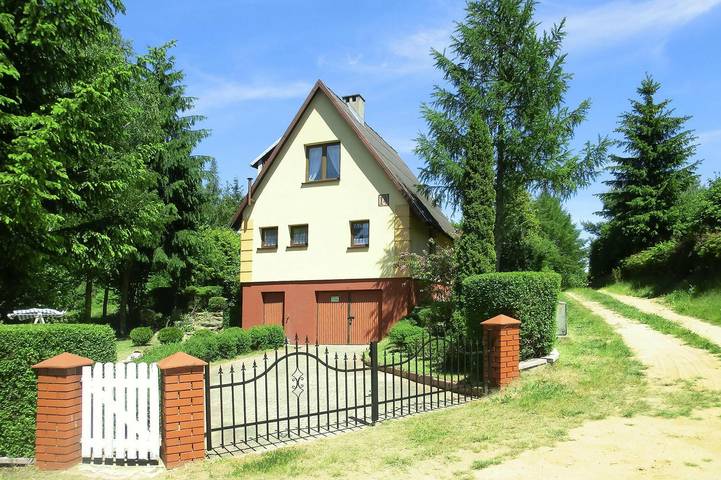 Ferienhaus für 5 Personen, mit Terrasse und Garten - 1
