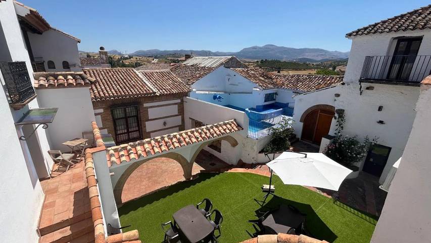 Hôtel pour 2 personnes, avec Terrasse ainsi que Jardin et Piscine à Ronda