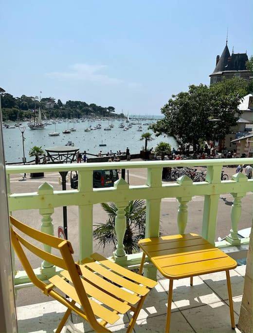 Location de vacances pour 9 personnes, avec vue ainsi que jardin et terrasse dans Port de Gourmalon - 4