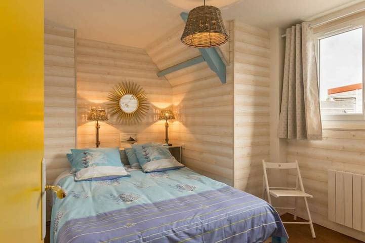 Gîte pour 4 personnes, avec jardin, animaux acceptés à Saint-Pair-sur-Mer - 2