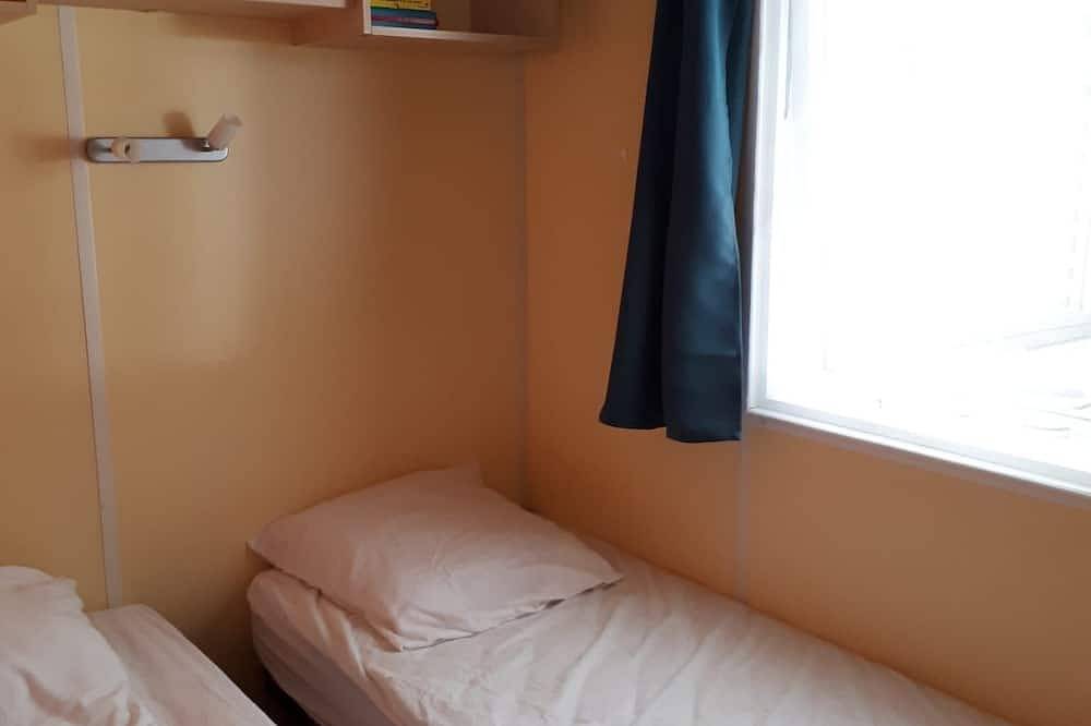 Mobil Home 6 Personnes Dans Camping Familiale. Animaux de Compagnie Acceptés in Sainte-Eulalie-en-Born, Côte d’Argent