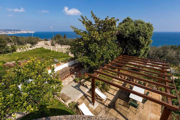 Casa vacanza per 9 persone, con Balcone/Terrazza e Giardino a Castro (Lecce)