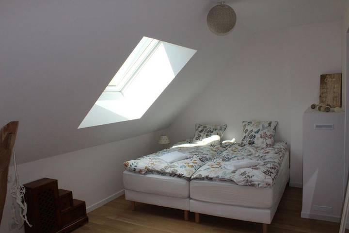 Gîte pour 2 personnes, avec terrasse ainsi que sauna et jardin, adapté aux familles à Les Rosiers-sur-Loire - 4