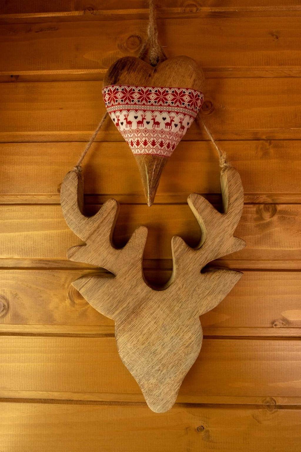 Bohemian Night in the Mountains – Ancolie Caravan with View, Heating and Wi-Fi in Gèdre, Pyrenees National Park