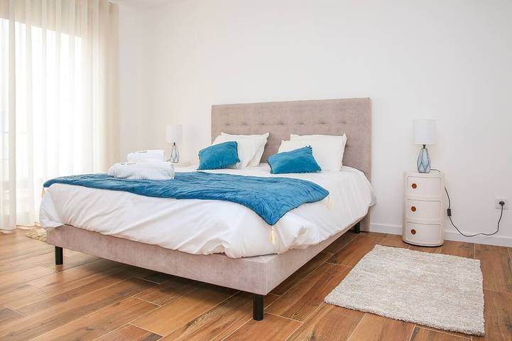 Casa de vacaciones para 2 personas, con jardín y piscina en Atalaia