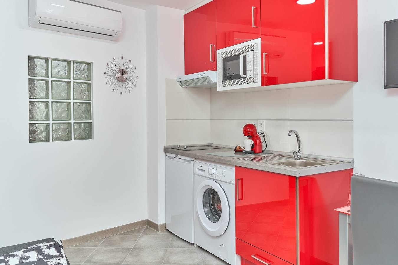 Studio Appartement "Nerja Boutique Beauty 204" met Gedeeld Zwembad & Wifi, foto 8