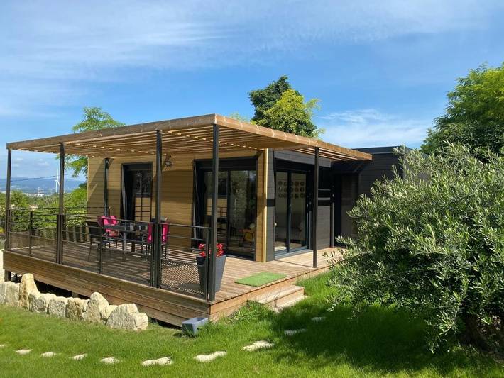 Location de vacances pour 4 personnes, avec piscine et terrasse ainsi que vue et jardin à Bollène - 3