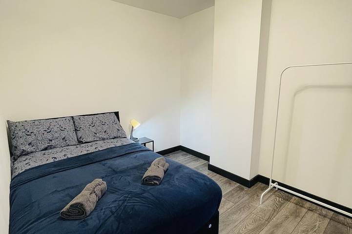 Newly refurbished spacious town house with Hot Tub in Lincoln, Lincolnshire